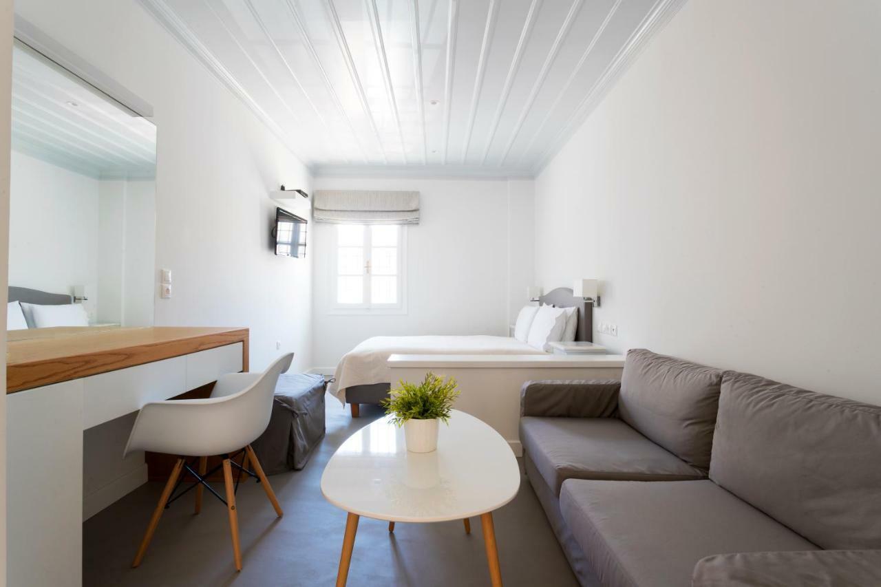 Guesthouse Niriides Spetses Town ภายนอก รูปภาพ